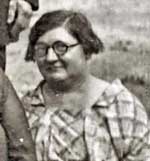 Compiler is not sure but this likely Edith Rozella Hotchkin Fritz as she was the 1st reunion Secretary and hence must have been there and everyone else is identified.
